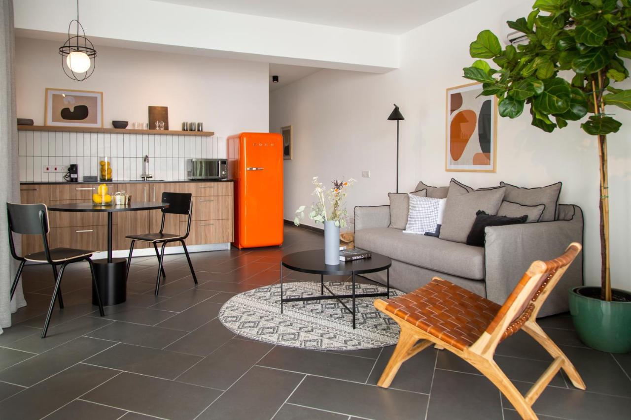 Liv Urban Suites Larnaka Exterior foto