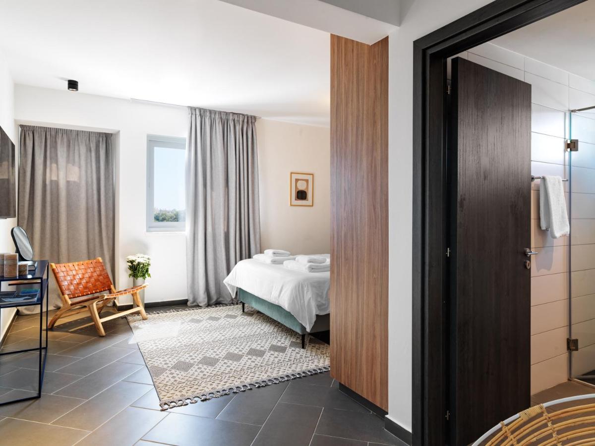 Liv Urban Suites Larnaka Exterior foto
