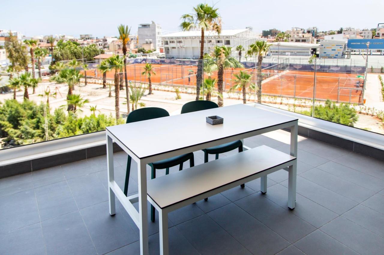 Liv Urban Suites Larnaka Exterior foto