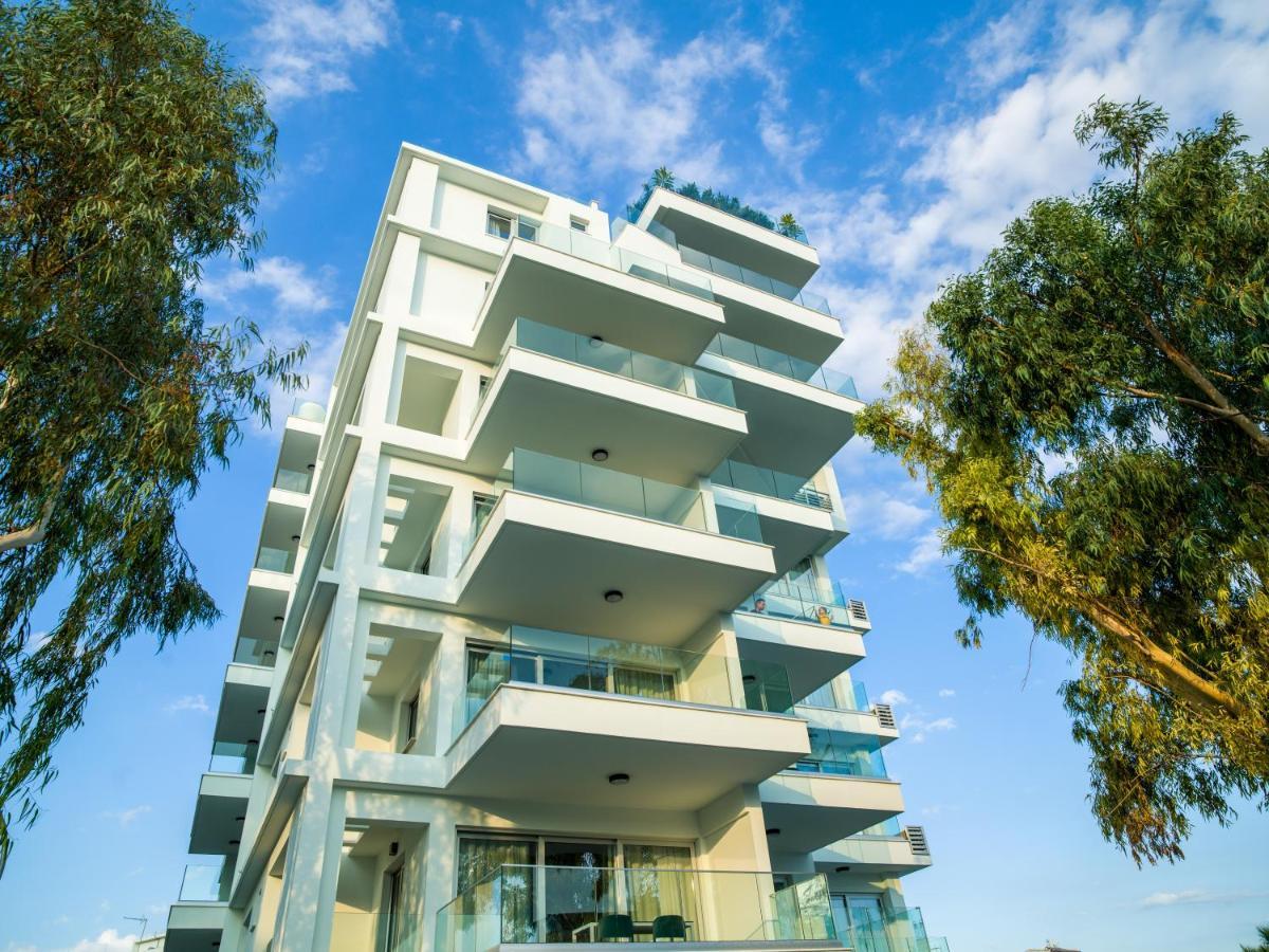 Liv Urban Suites Larnaka Exterior foto
